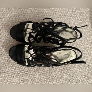 Guess wedges lace up